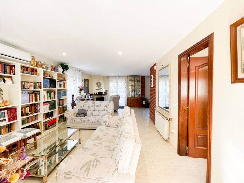 Foto e805247f-c221-49b5-b8ed-02969f4af1ce. Casa amb calefacció aparcament a Caldes de Montbui