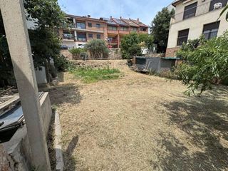 Finca rústica a Calle bassella 35. Espectacular terreno en el centro de sant feliu