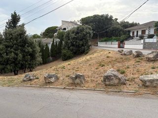 Terreny residencial  Calle ametller. Solar en venta en caldes de montbui