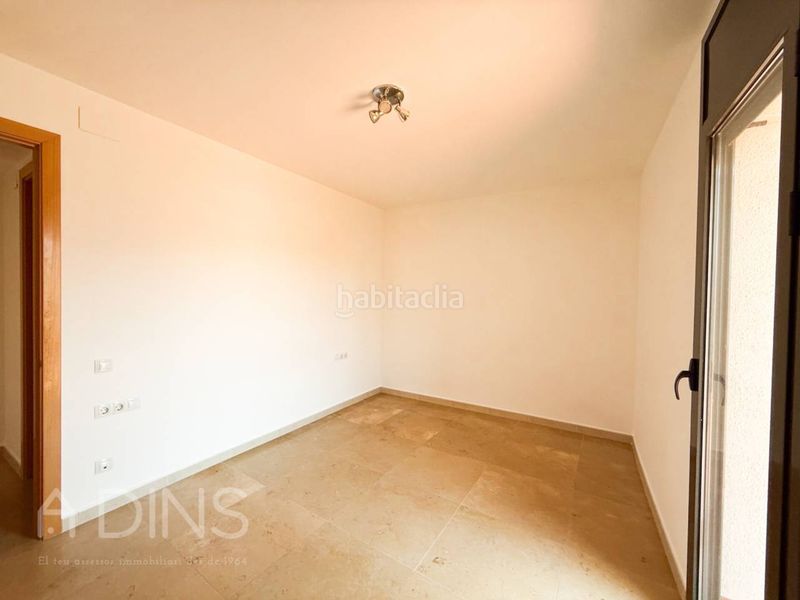 Foto 3226b313-fcbe-435c-9af0-c0dd6b23f212. Pis a calle vic 29 a Sant Feliu de Codines