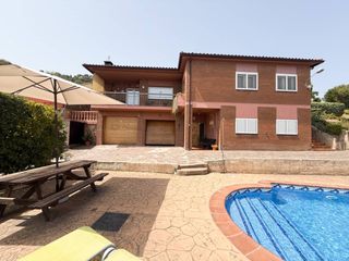 Casa  Calle font de fusta. Casa en venta en bigues i riells del fai