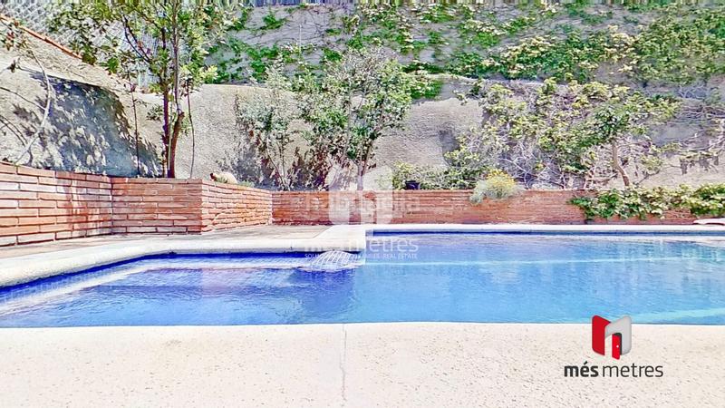Foto d894214f-4322-4736-af10-b2e1a00cc8c1. Casa en Teià