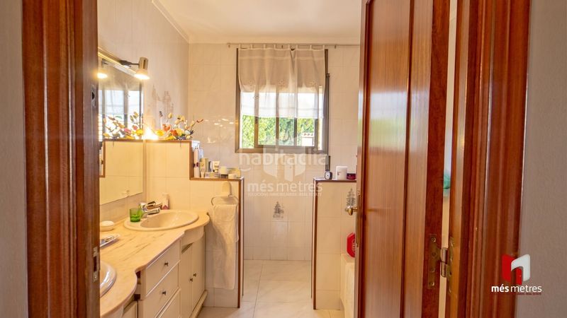 Foto d9e78437-dbcb-4399-adbd-7d829835301a. Casa amb calefacció piscina a Teià
