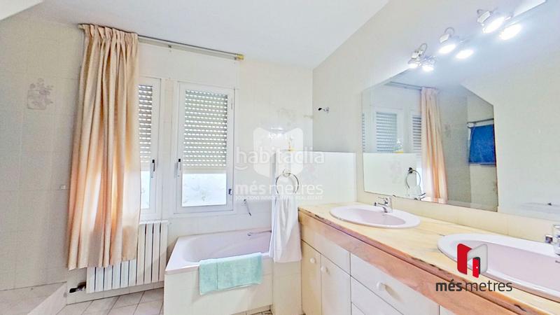 Foto b75b16bd-ef1e-4389-9918-43c72b80e227. Casa amb calefacció piscina a Teià