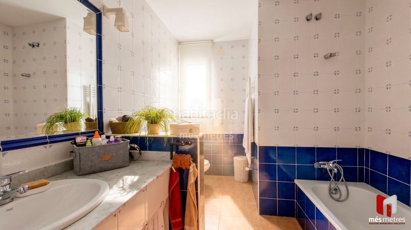 Foto b2a8b7b6-6e6e-4f52-93c5-4aaac165b288. Casa amb calefacció piscina a Alella