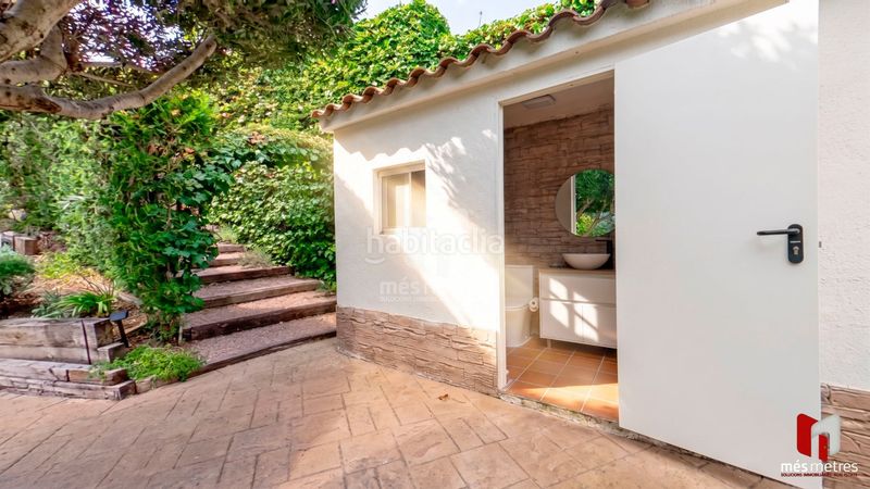 Foto bd3fe036-8ccb-44d2-bb5d-c40b112a5749. Casa amb calefacció piscina a Alella