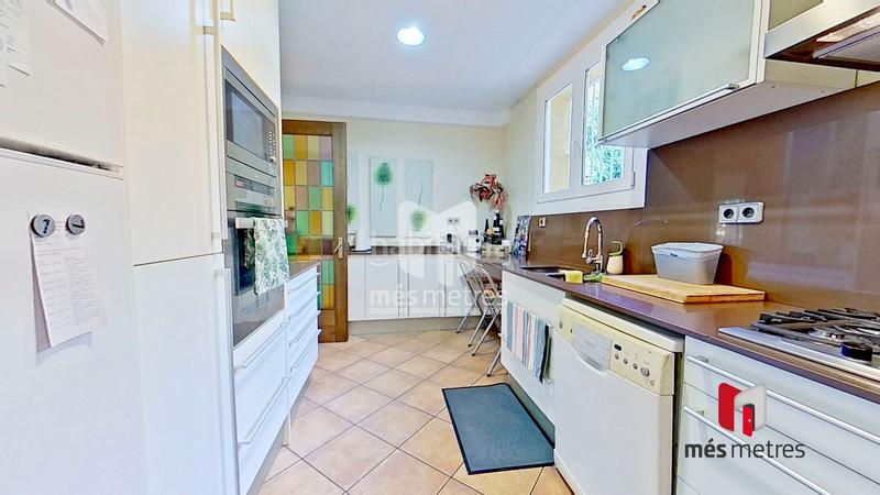 Foto 3d82fe58-36e2-49e4-b8b4-0a5c9cb30ce1. Casa amb calefacció a Teià