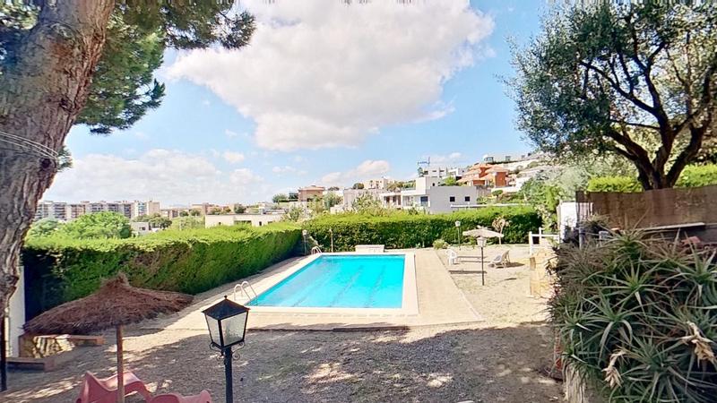 Foto cb2a90ff-7fe4-4af5-aa54-2b2305d9c941. Haus mit heizung pool in Teià