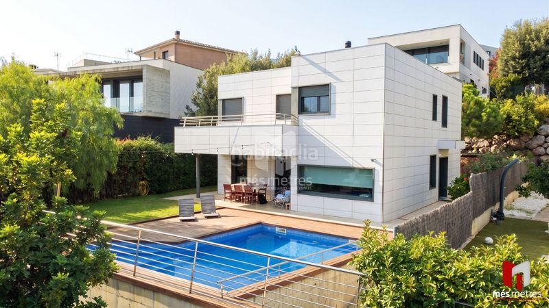Foto ac951caf-a15a-4078-aaf1-7e64b2cdc636. Casa amb calefacció a Teià
