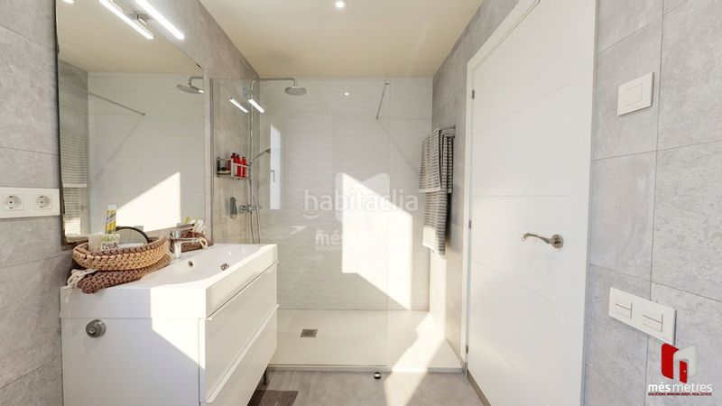 Foto c75f1537-e279-4408-a20c-fc5553cabf66. Casa en Teià