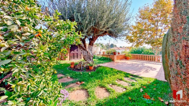Foto 8a54059a-fdf2-4cbf-8e78-1d06de45142f. Maison avec chauffage dans Califòrnia-Santa Madrona Masnou (El)