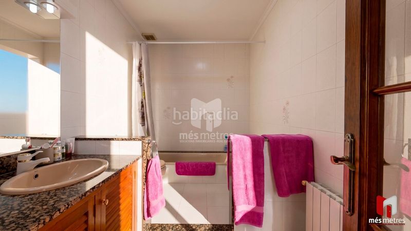 Foto 832ba8ab-51d1-4eb6-9c3f-9d15974bf404. Casa amb calefacció piscina a Centre Masnou (El)