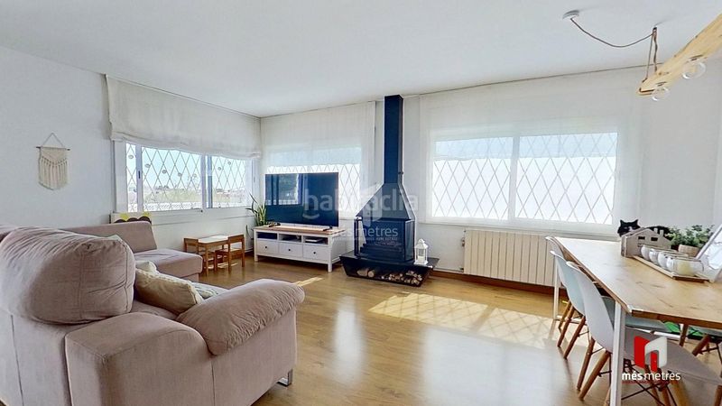 Foto bb240fb8-2301-4f80-b5d6-3cc91c66b9b3. Pis amb calefacció a Alella