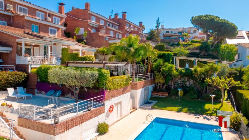 Foto 2ca3ac5d-b429-4da0-bd5b-2d2f5cf2f32d. Casa amb calefacció piscina a Teià