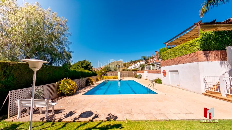 Foto 726399fe-f78a-4038-8b49-a0a123df0435. Casa amb calefacció piscina a Teià