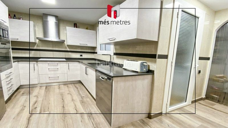 Foto ed8d236a-ff13-44f8-8d61-b8775b3c8c23. Pis amb calefacció a Teià