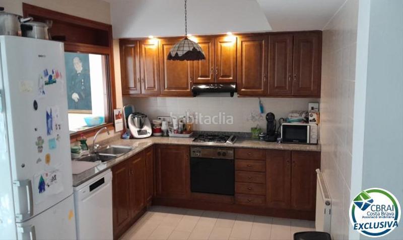 Foto 54310a92-78ea-4411-97a1-9f6afcbd485e. Chalet en puigmal casa con piscina y 4 habitaciones en Empuriabrava