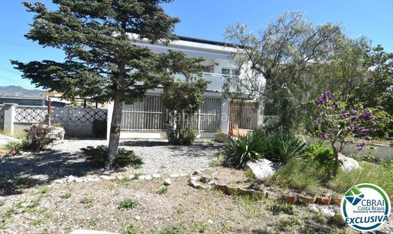 Foto 6b694183-63e0-49e5-b58c-38f86cd71c1b. Piso en cala roja 4 piso con gran jardín en Santa Margarida Roses