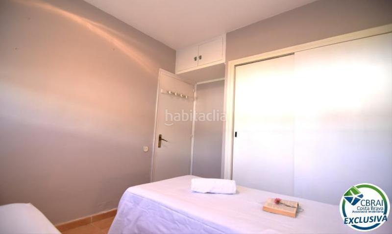 Foto e96d8d9e-624c-4b8f-8413-2730f284c5e6. Piso en cala roja 4 piso con gran jardín en Santa Margarida Roses