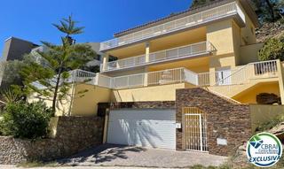Xalet a Mirón 51. Gran casa con vistas a la bahia de roses