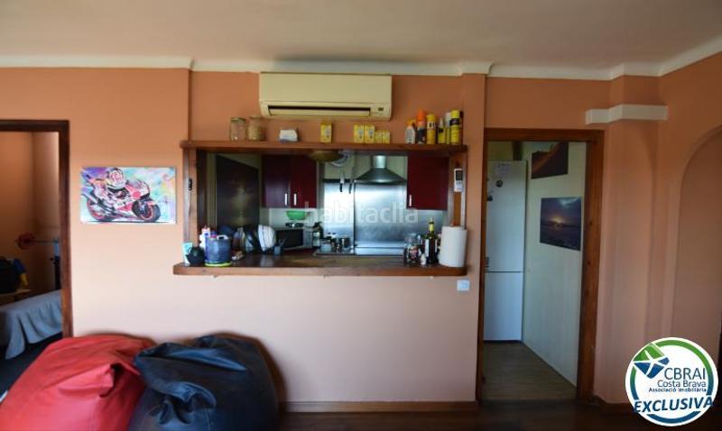 Foto 5220f3b8-4384-4113-8a86-4a38d8fb7445. Piso en Alberes 42 apartamento de dos habitaciones en el centro con una terraza con vistas. en Empuriabrava
