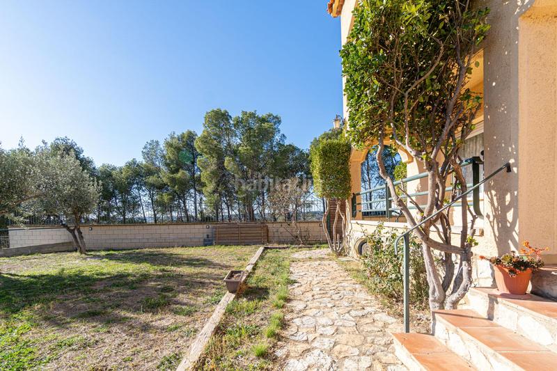 Foto b0f52be5-bccb-4e37-8c6b-ed245337de61. Chalet en dels pins 15 espectacular casa con terreno de 838 m . en Garriguella