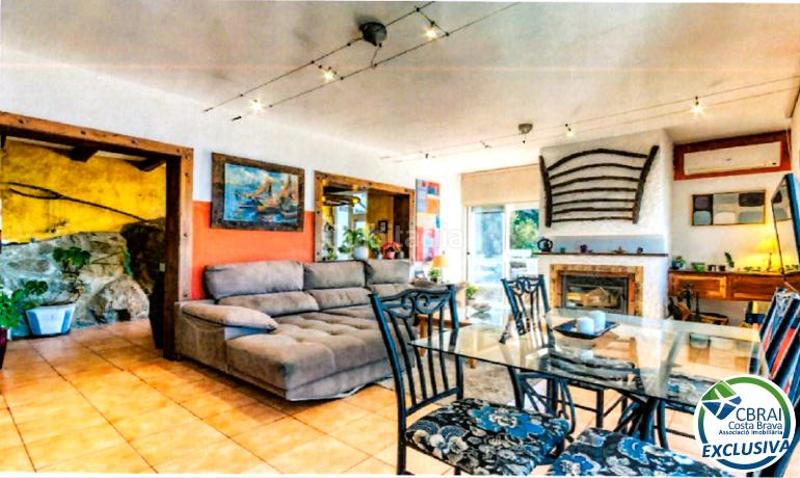 Foto 96e8037a-a193-4862-873a-4faff98ac1a7. Chalet en d'antoni canals 47 magnífica casa con vista panorámica a la bahía licencia turística. en Roses