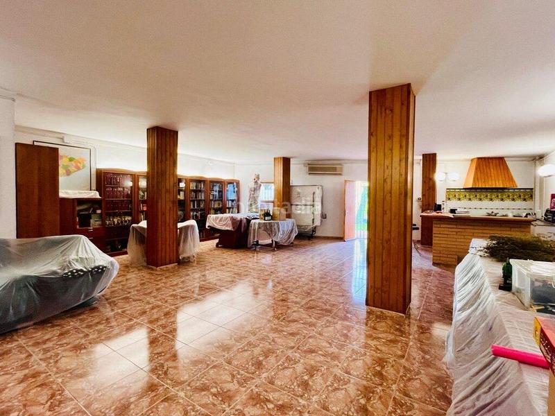 Foto 64ce0f1e-63ca-4f79-9536-f22302cb3606. Edificio in de l'empordà 48 in Poble Nou-Olivar Gran Figueres