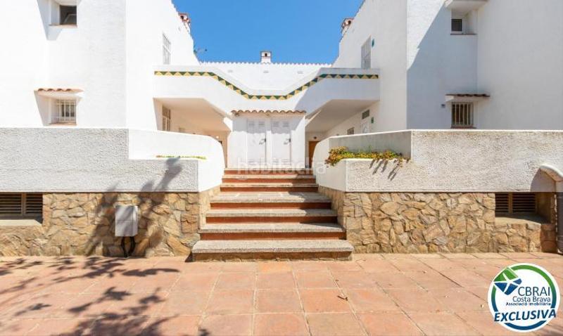 Foto a69f7636-1907-4a65-8691-0fbf6670b673. Piso en badia 1 apartamento reformado cerca del mar y con licencia turística. en Empuriabrava