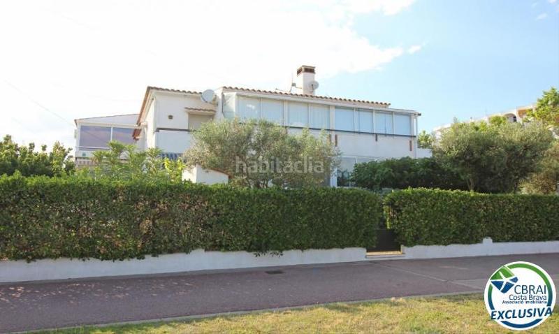 Foto b99a071b-ec08-4faa-9f26-f9eea5f14dc1. Piso en badia 1 apartamento reformado cerca del mar y con licencia turística. en Empuriabrava