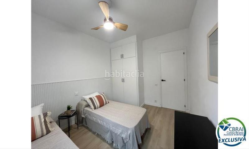 Foto e590f9f7-b585-4f67-84ac-d1c0345dfead. Piso en poblat típic-plaça església apartamento de 2 habitaciones totalmente reformado en pleno centro . en Empuriabrava