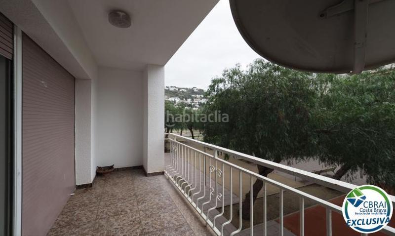 Foto 9ae11876-d2cd-48c2-8023-b54ed759bcdd. Piso en del puig rom 102 gran piso en venta en el centro en Roses