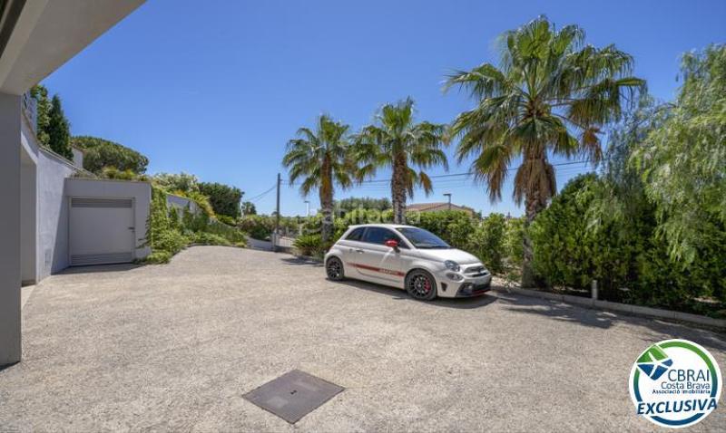 Foto 6a0960d6-5367-4a17-addf-248a1bb89bd7. Chalet en alemanya 74 sublime villa de lujo situada en un entorno privilegiado en Palau-saverdera