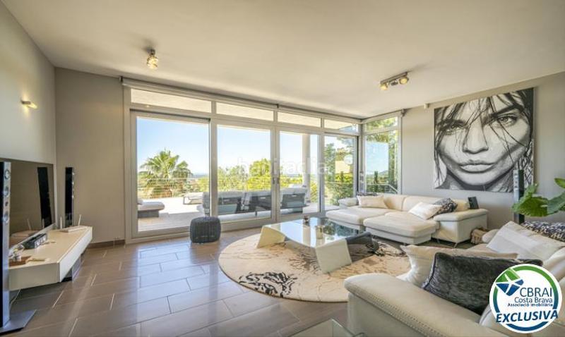 Foto dab187ff-dbfc-47df-9c72-4b3bf77610ea. Chalet en alemanya 74 sublime villa de lujo situada en un entorno privilegiado en Palau-saverdera