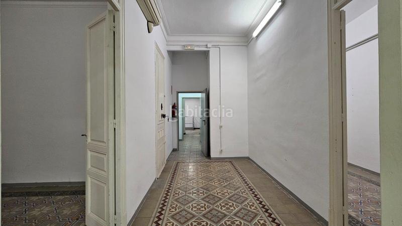 Foto 0210b436-a8c4-4239-9d6d-972435a76e6a. Casa adosada en nou 66 edificio en centro ciudad de 496m2 en 3 plantas c. nou en Figueres