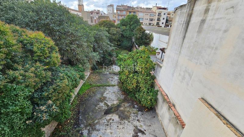 Foto f1abb858-27c7-4f10-ac4f-f98ee9c42332. Casa adosada en nou 66 edificio en centro ciudad de 496m2 en 3 plantas c. nou en Figueres