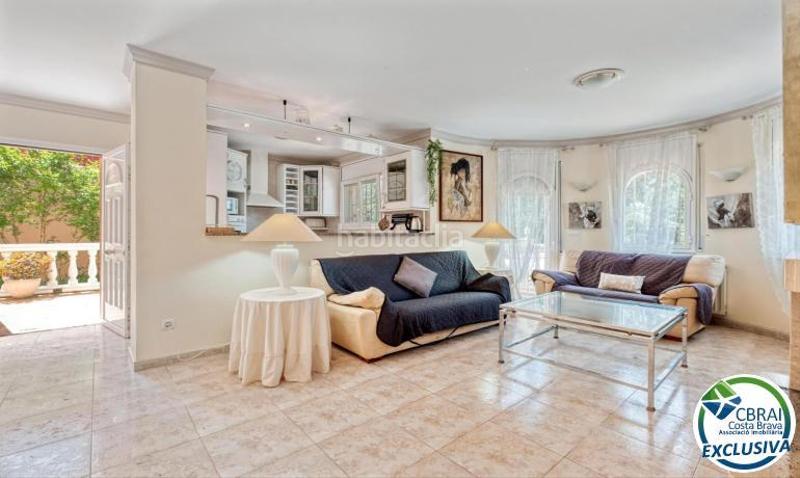 Foto 818300c4-b11b-4cb8-964b-dc55b711700d. Chalet dans mas nou 2 dans Puigmal - Mas Nou Empuriabrava