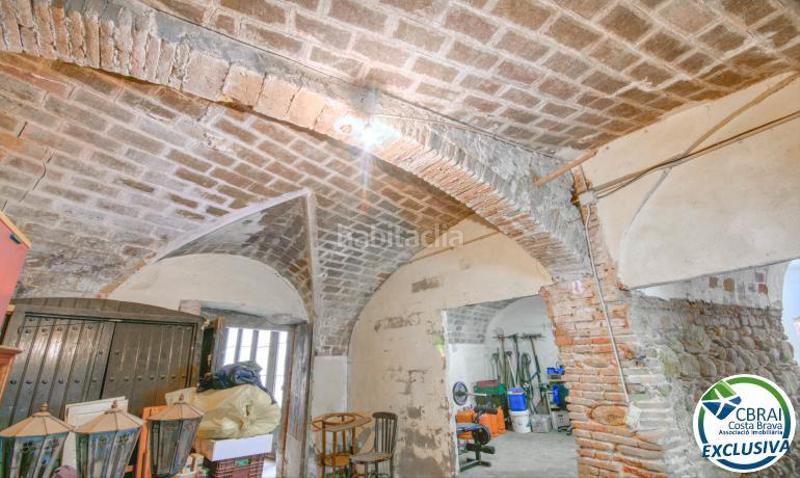Foto e7f8a836-1110-4031-933d-879cd15a3dbb. Casa adosada en vilella 34 casa rústica con voltas catalanas con mucho encanto en el centro del pueblo . en Peralada
