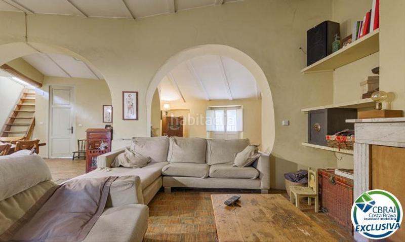 Foto f040e12b-b45e-4ea1-b70a-4b03dea74527. Casa adosada en vilella 34 casa rústica con voltas catalanas con mucho encanto en el centro del pueblo . en Peralada