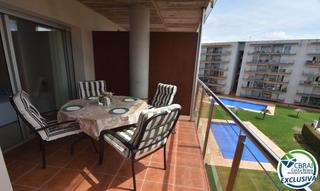Appartement à Cap blanc. Bonito apartamento de 2 habitaciones con piscina.