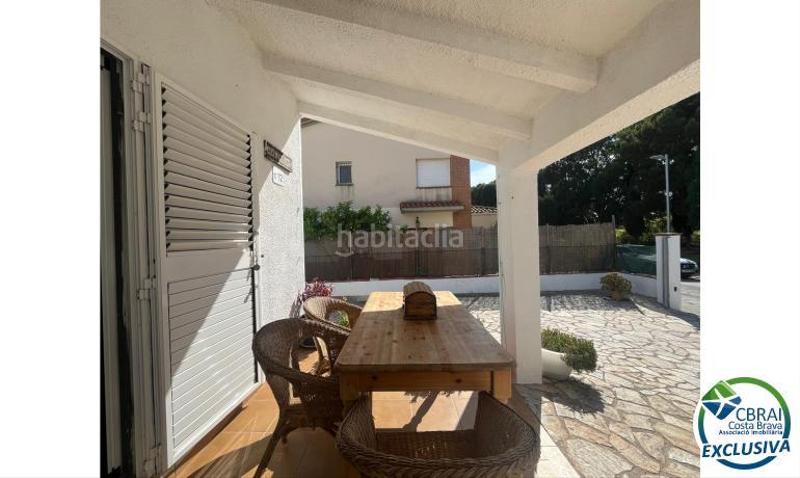 Foto 432bc6e5-6779-4f91-9c7a-ea5c3dfc51c9. Chalet en del carlit 2 casa en mas mates con 3 habitaciones terreno y vistas al parque natural en Roses