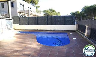 Xalet a De l'eucaliptus 12. Preciosa casa unifamiliar en la garriga  4 dormitorios, 3 baños