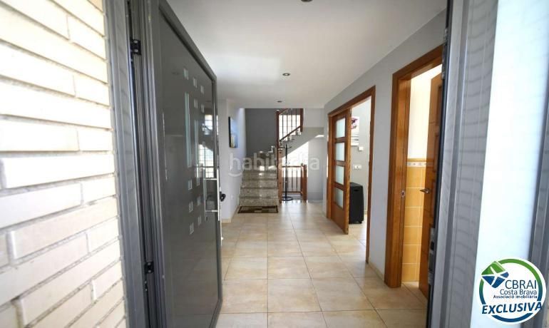 Foto 0029a0e2-91c0-498f-b965-fa3f4a008edf. Chalet en de l'eucaliptus 12 preciosa casa unifamiliar en la garriga 4 dormitorios, 3 baños y piscina. en Roses