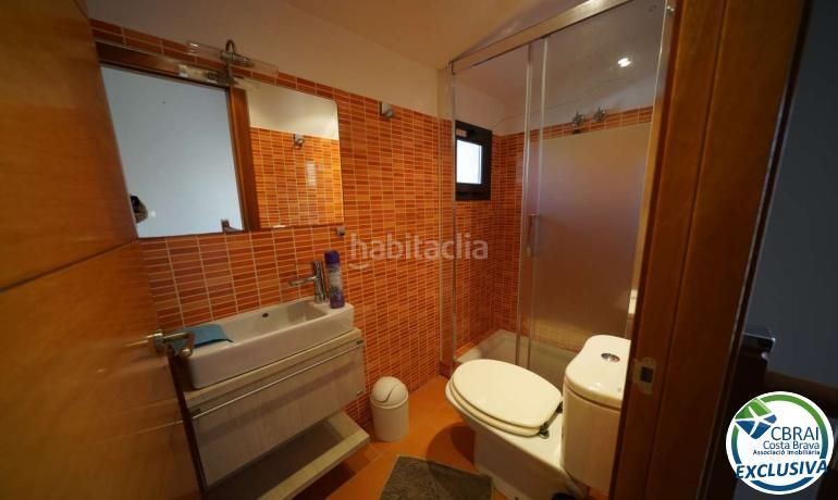 Foto 63d6df93-8e5e-4f94-b11c-3c0444ef9d4d. Chalet en de l'eucaliptus 12 preciosa casa unifamiliar en la garriga 4 dormitorios, 3 baños y piscina. en Roses