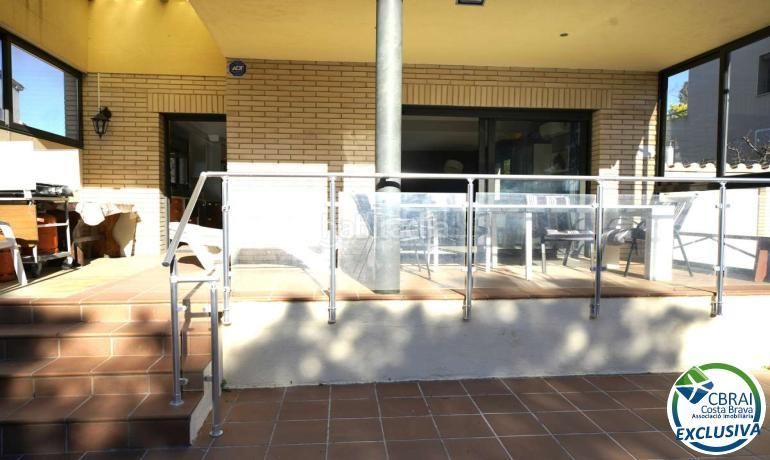 Foto d90b78eb-e7ea-4589-a352-2379d251daa5. Chalet en de l'eucaliptus 12 preciosa casa unifamiliar en la garriga 4 dormitorios, 3 baños y piscina. en Roses