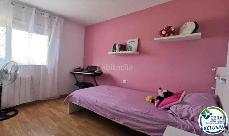 Foto 05f859a5-e988-4312-8c9c-f7b844468da4. Piso en pení 37 gran piso de 4 habitaciones con parking. en Figueres