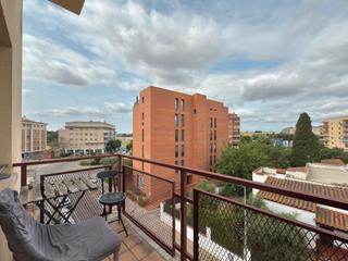 Appartement dans Sant pau 159. Magnfico dplex en el centro de figueres.