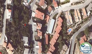 Terreny residencial a De joan margarit 75. Parcela urbana de 604 m2 en canyelles petites con vista al mar