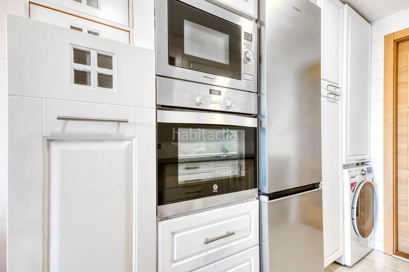 Foto b888ee1e-61e5-4a2c-bfe7-cad7005c802f. Piso en de roses 25 magnífico piso en venta en Carretera de Roses-Fossos Figueres