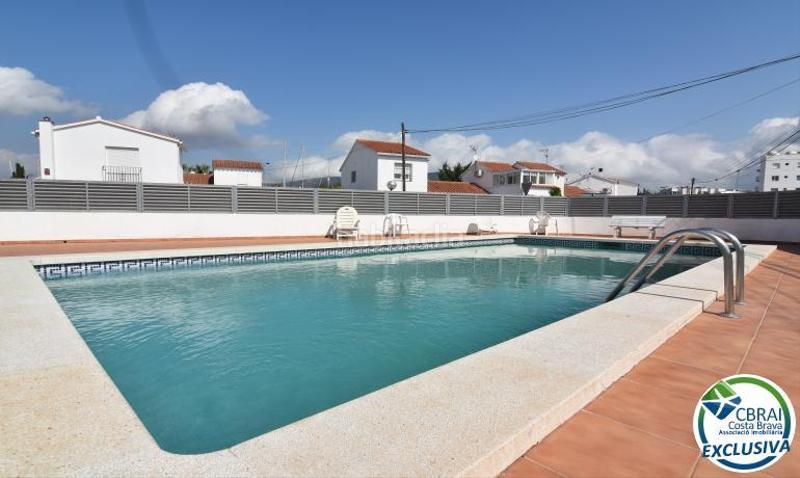 Foto 5c59ba98-537f-4e3a-a676-8764d4cf5817. Casa a schiera in punta de la ferrera 4 in Santa Margarida Roses